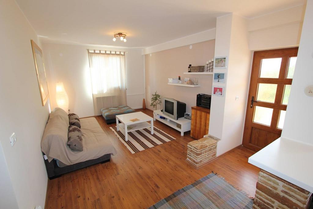 Apartment Dusanka Fazana Exterior photo